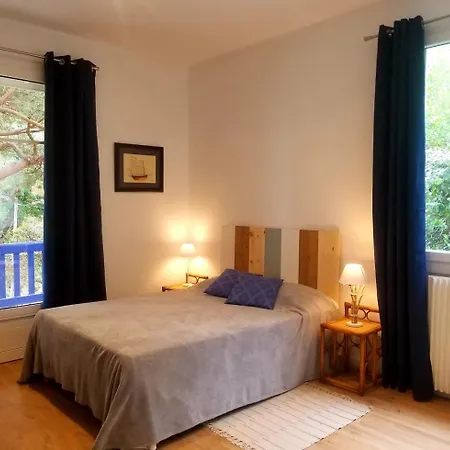 Semesterbostad Kerjoa - Maison Familiale Avec Grand Jardin *