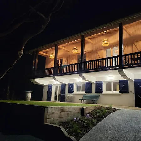 Kerjoa - Maison Familiale Avec Grand Jardin Дом отдыха