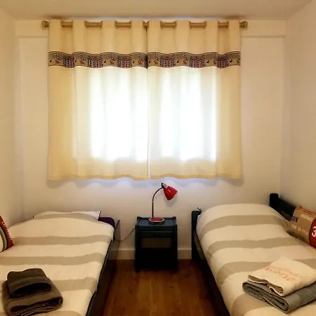 Kerjoa - Maison Familiale Avec Grand Jardin *